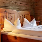 Alpin Hideaway L ヴェルグル
