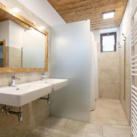Alpin Hideaway L *