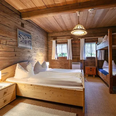 펜션 Alpin Hideaway L 웨글